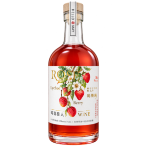 喝樂梅莓荔佳人草莓荔枝酒700ml瓶身正面，玫紅色酒液與草莓花果酒標